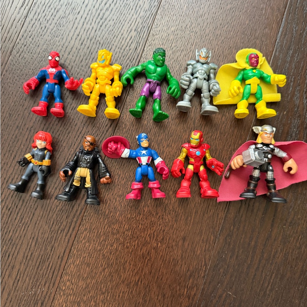 Hasbro Playskool Heroes Marvel Ultimate Superhero Adventures 10 Piece Set